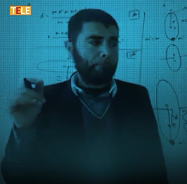 AlaaAlA90777890's tweet photo. Arab screens may have been stolen for ten seconds It was enough to reduce the pain of the nine years
#SaveIdleb
#IdlebUnderFire https://t.co/ayYFgCzBDn