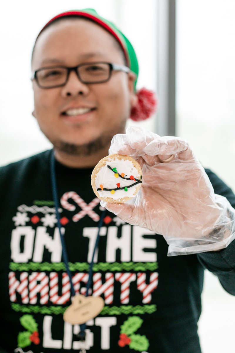 fairwindscu's tweet photo. Our crew are so creative! Check out these #christmascookies they decorated to benefit local families 🍪

#SeasonofGiving #FairwindsCU #LiveGenerously https://t.co/F3Ke9hKbsi
