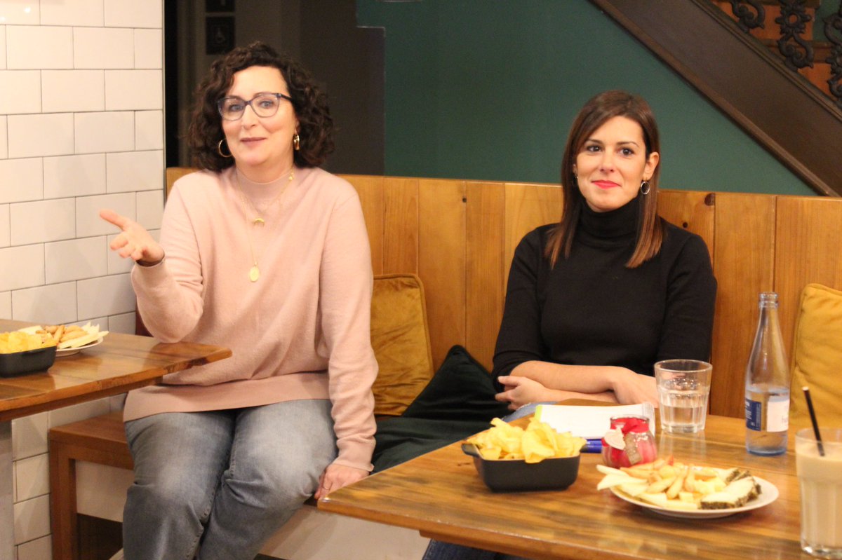 valenciactiva_'s tweet photo. 🏁💡♀¡Todo listo para que empiece el nuevo afterwork de #Womprende! Nos encanta participar en eventos como este donde disfrutamos del potencial de las mujeres emprendedoras de nuestra ciudad. 3, 2, 1... ¡que empiece el networking! https://t.co/k2MV1hn8O9