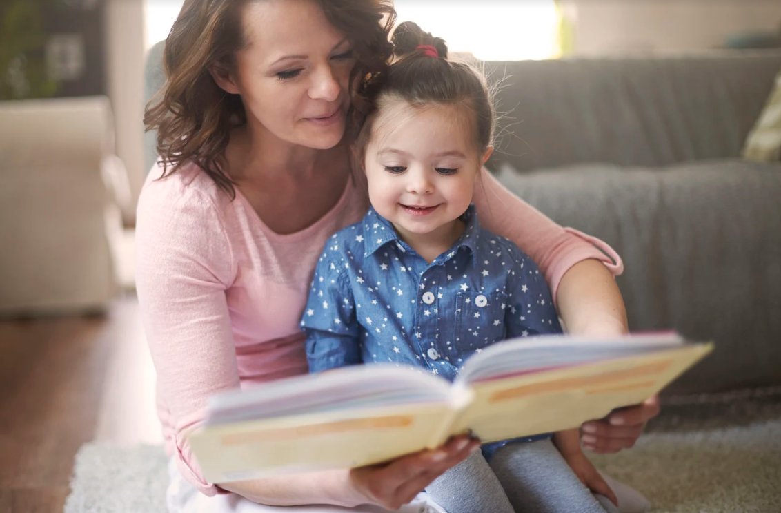 TreeDiscovery's tweet image. Children learn to love the sound of language even before they&apos;re able to read! Reading at home with young children prepares them for reading in the classroom, and provides great bonding time as well: 1l.ink/K7WFGS3