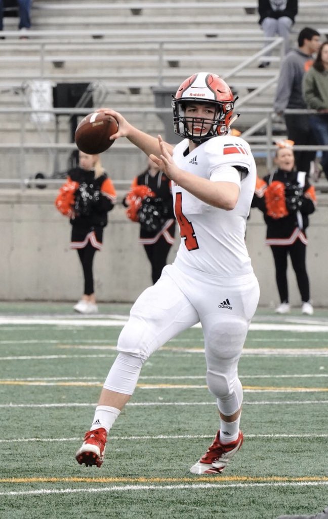 TornadoYelm's tweet image. ⚠️🏈All-Area Tornado🏈⚠️   Ben Hoffman named to the 1st Team.  School Record 29 total TDs.  Great job leading this team.  #ThisisY