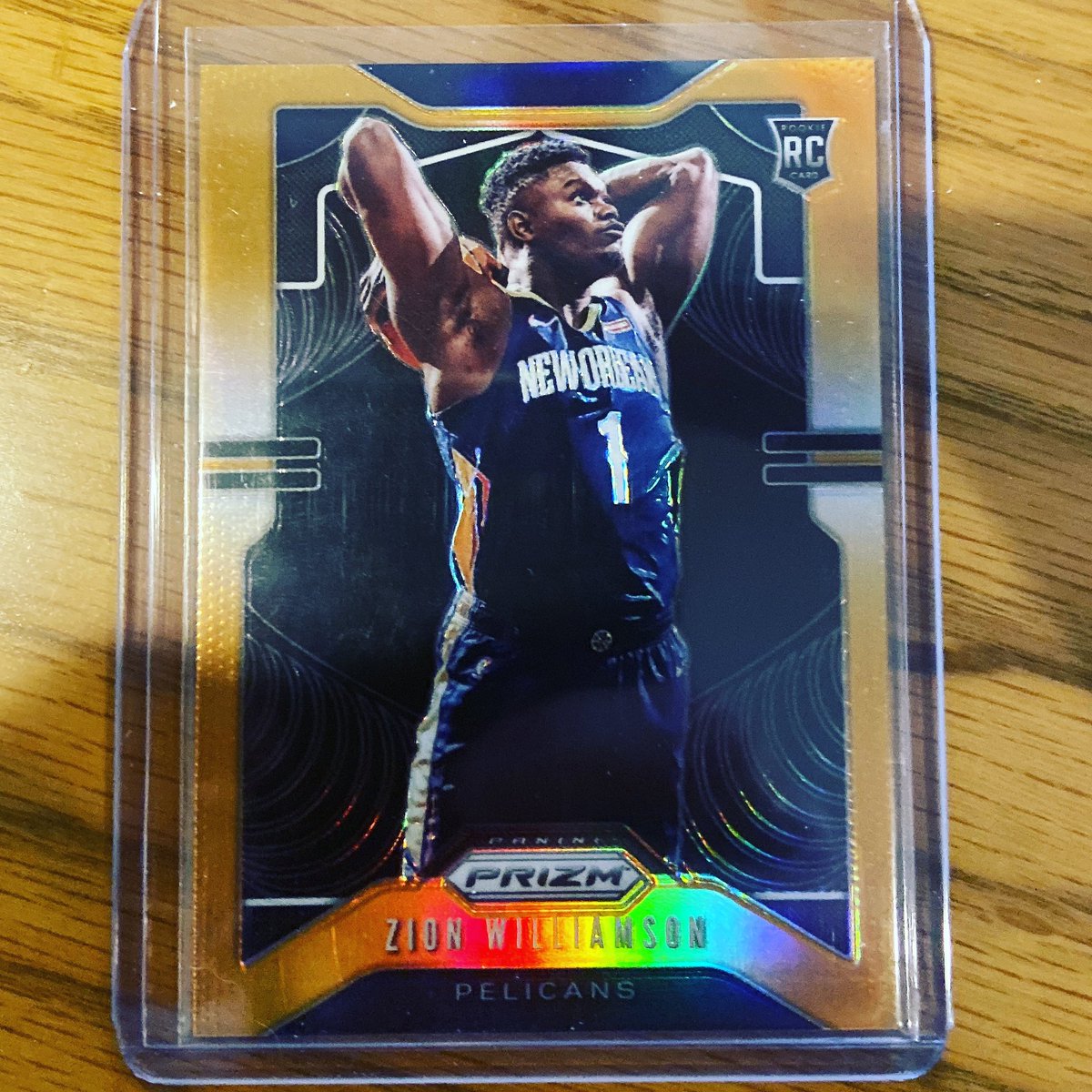 Ballcardxchange's tweet image. Ben just emailed that out of his last @paniniamerica Prizm hobby box he had saved since last week, he just pulled this @Zionwilliamson Orange /49 #customerpulls #collect #thehobby #supportyourlcs @rbicru7 @SportsCardJunct @BrosInCards @Cardcollector2 @KentuckyCards @BrunosShoebox