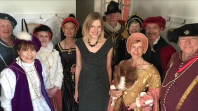 GranthDanserye's tweet photo. 1 more rehearsal before @TracyBorman show Scothern @WestLindseyDC Dancing #LaDownSella #Canario #Argeers #Barriera #BlackAlmain to accompany #GunpowderTreasonPlot based on Tracy's novels #TheKingsWitch &amp; #TheDevilsSlave @HodderBooks  Delighted to perform with her again. https://t.co/JDrtbLyeO6