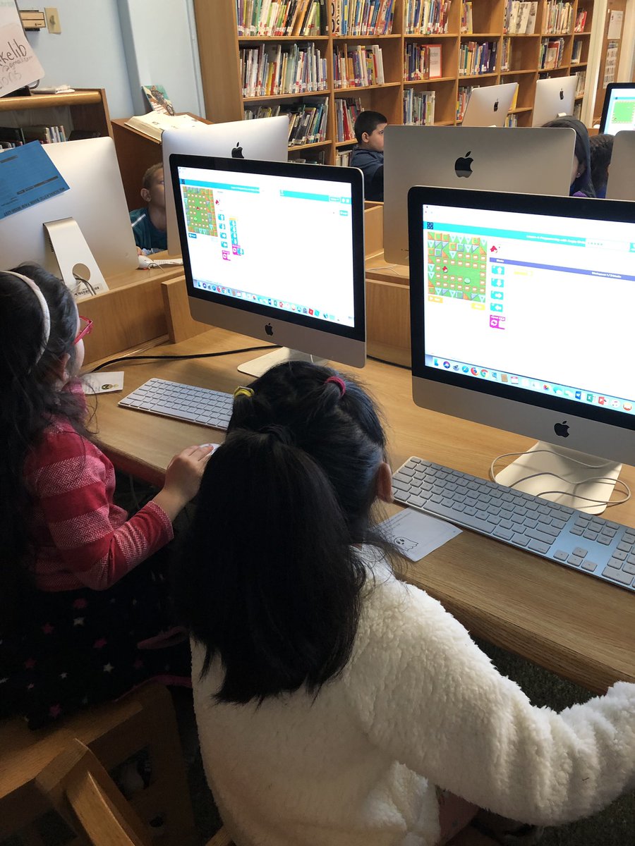 Langfordlib's tweet photo. Brooke 2nd grade coders @BrookeLions #HourofCode2019 https://t.co/MXaTXh2DPR