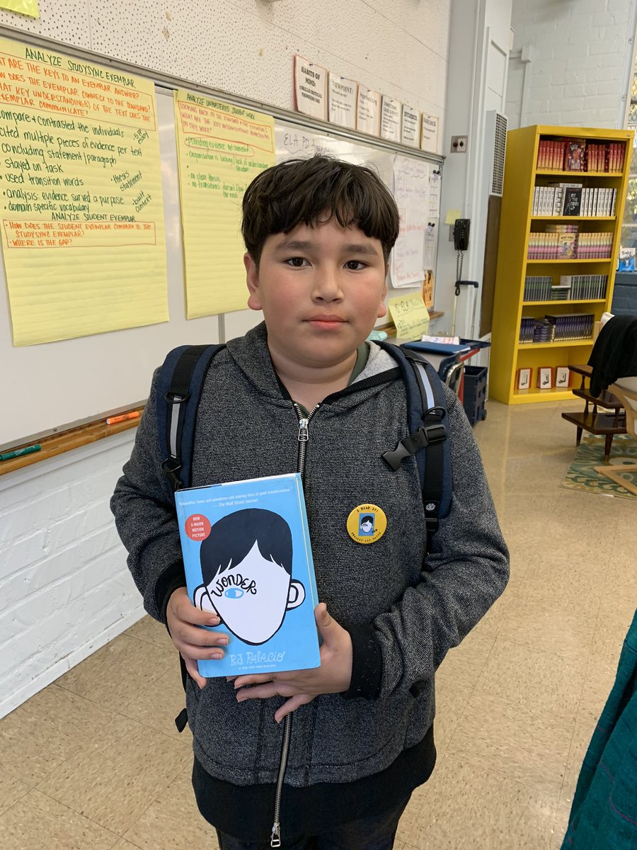 ProjectLITWatts's tweet photo. Students and staff are picking up their #IReadIt buttons for @RJPalacio’s #Wonder! Who doesn’t love sporting their reading pride? Who will collect all 7?!? #ProjectLITWatts #WattsReads @ProjectLITComm @newmarkham @PartnershipLA @LASchools @LAUSDLDSouth https://t.co/RB45uauIST