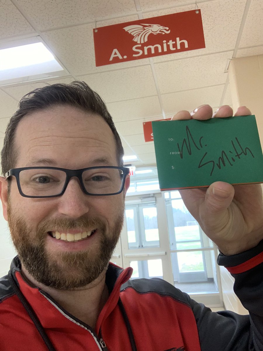 BurkNPHS's tweet photo. Congratulations to our gift card winners today as part of the @NPHighSchool #TenDaysofChristmas
Five days to go!
#NewPalProud https://t.co/UtfryMrpKC