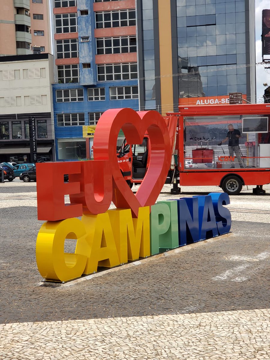 Pra quem tanto amor assim...tem muita gente que ama Campinas, de graça, sem gastar um tostão ou então doando seu tempo aos que mais precisam!!! Amar é verbo transitivo direto e não admite preposição de 1 milhão de reais!!!!!! #amamoscampinasgratuitamente