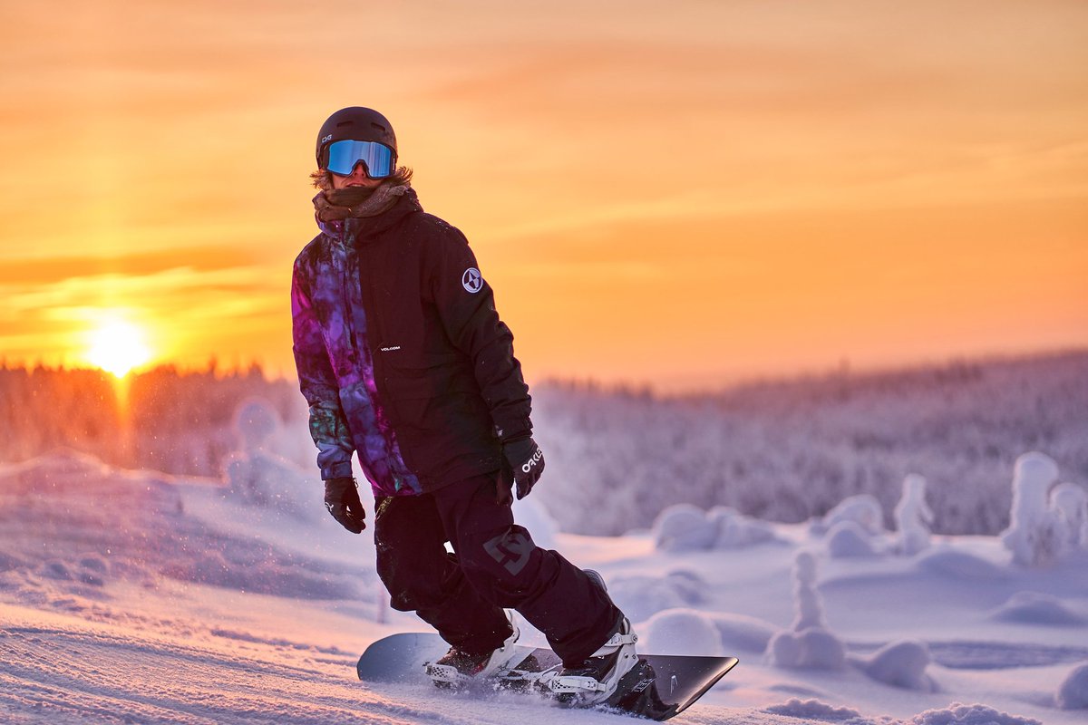 Vielä ennättää muuttaa mieltään joulusuunnitelmien suhteen! Unohda kiireet ja ota suunnaksi #tahko. Tsekkaa kuopiotahko.fi/joulu ja tartu viime hetken tarjouksiin.