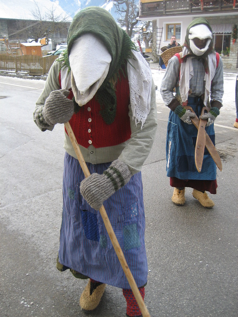 becoming extremely obsessed with Schnabelperchten. They go 'Ga Ga Ga', walk from house to house to inspect how you keep your home clean (or not) and then slit your belly open and fill it with trash if you're dirty. Overall just an A+, amazing creature design, wow. I love them so.