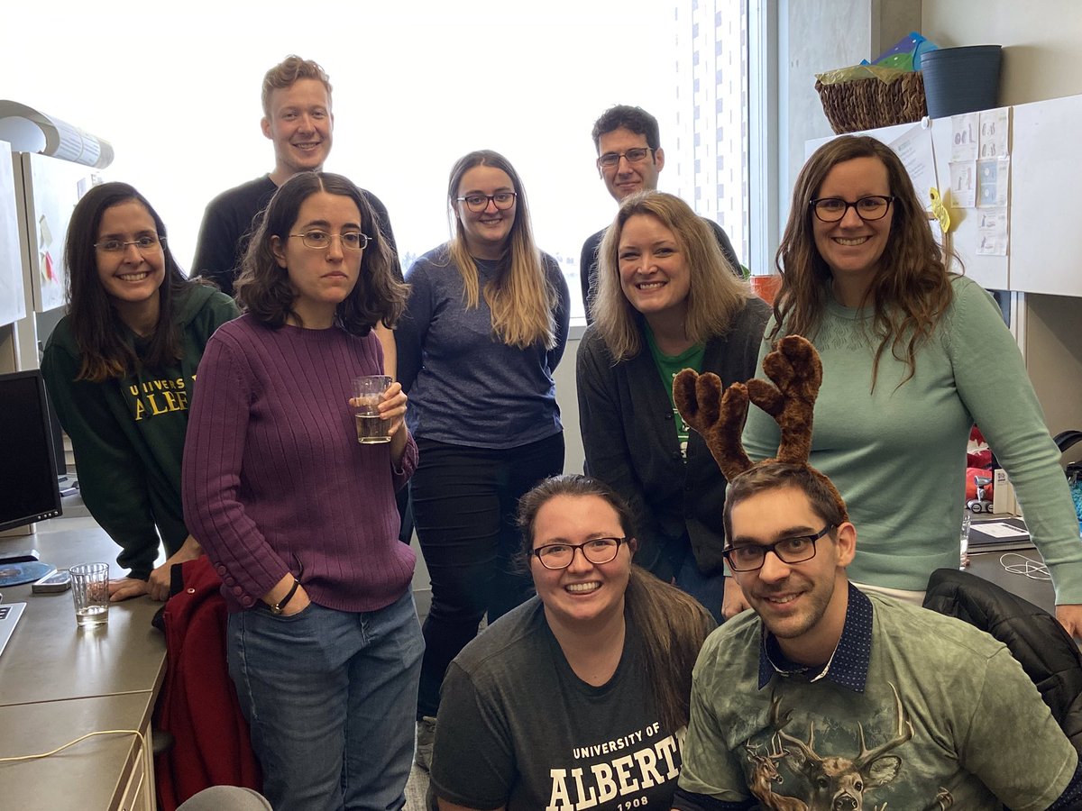 Congratulations <a href="/tsjrussell/">Ty</a> on successfully defending his thesis on hybridization between mule and white-tailed deer!