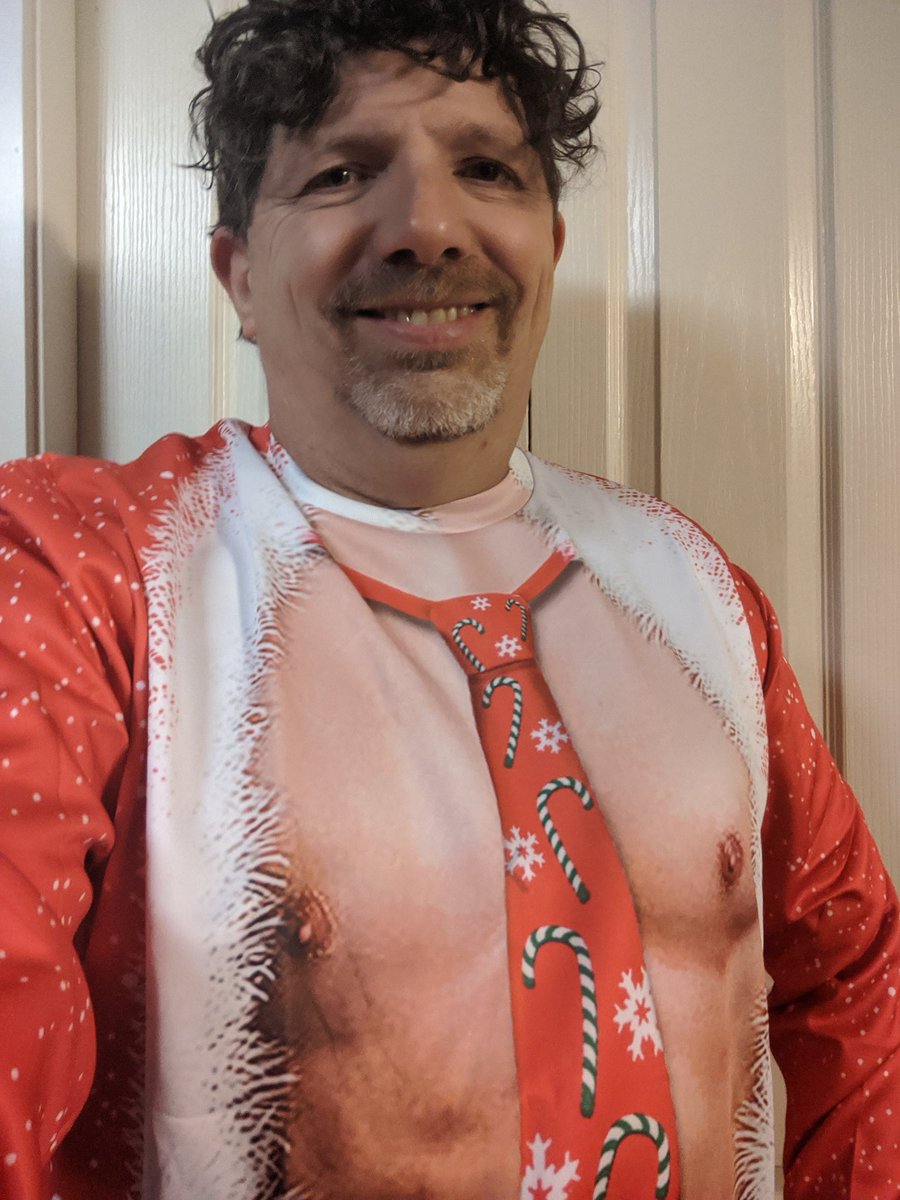 CalvinZito's tweet photo. @SmithUpComedy I didn't get the Ugly Sweater memo but I can easily adapt. Wearing my #HotSweater. #AEMlive @ImKristenReyes @adrianvelez @embynum https://t.co/WNS920LllX