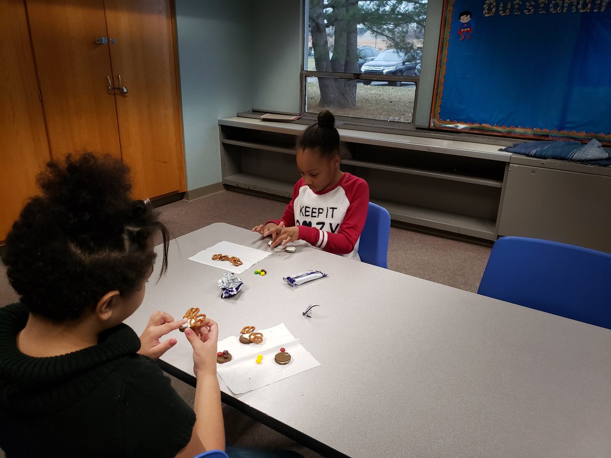 Team MARVELoUS on Fun Friday! <a href="/Sanders_SW/">Ms. Kirkham 🤷🏼‍♀️</a> <a href="/CamilaRedmon/">Camila Redmon</a> <a href="/SandersSELF/">Sanders SELF</a> <a href="/WayneTwpSchools/">We Are Wayne</a> <a href="/JenniferG_75/">Jennifer Garrett</a> <a href="/WayneTwpSuper/">Dr. Jeff Butts</a> @rinehartsped <a href="/TarynJRichard/">Taryn Richard</a>