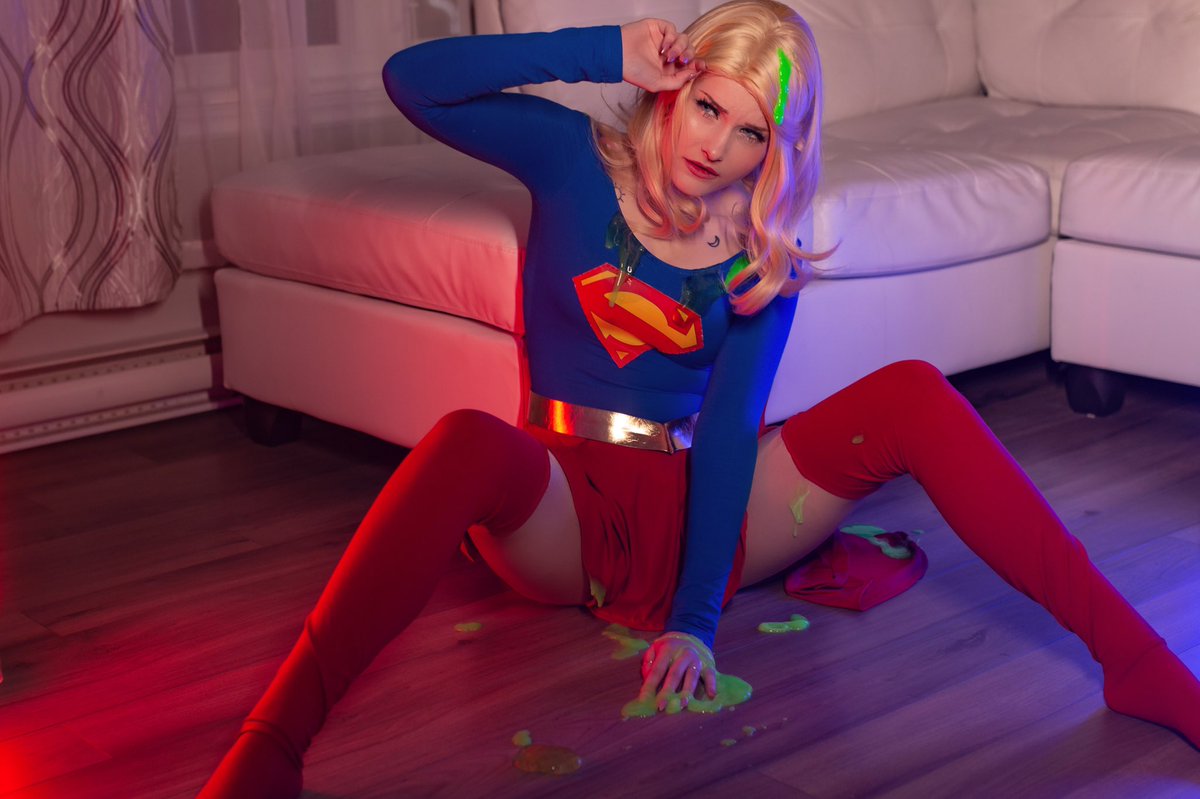 ri_care's tweet image. Help save Supergirl! 🥵 

500 RTS for clothes off!😤❤️

patreon.com/riannacare for full set ❤️