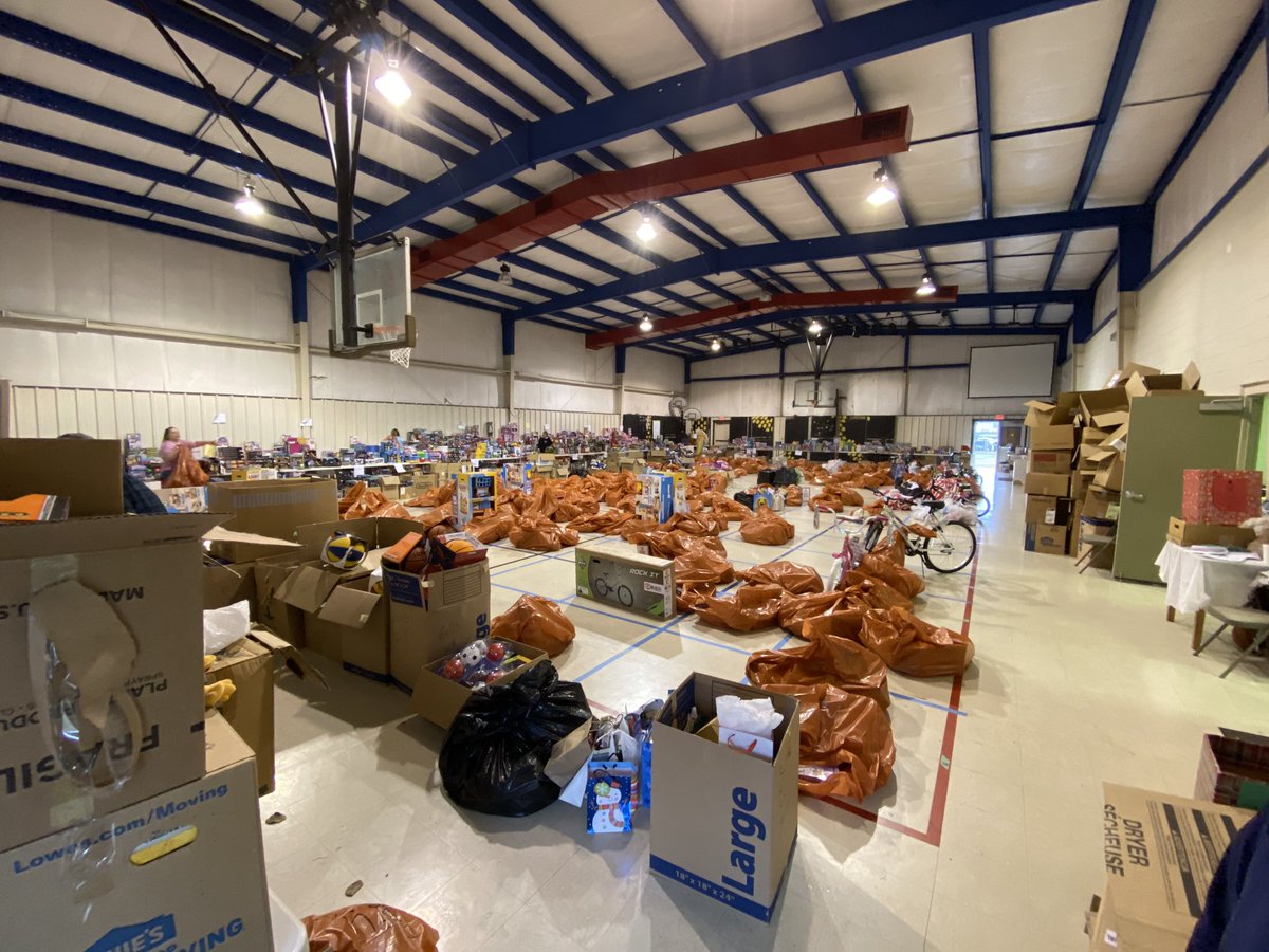 Just had the privilege of taking all of this to the Wilson County Christmas for All on behalf of the Lebanon Band!  Glad our students were able to contribute so much to our community! 

(Second picture shows CfA’s collection and distribution center!)

#OneAwesomeLebanon