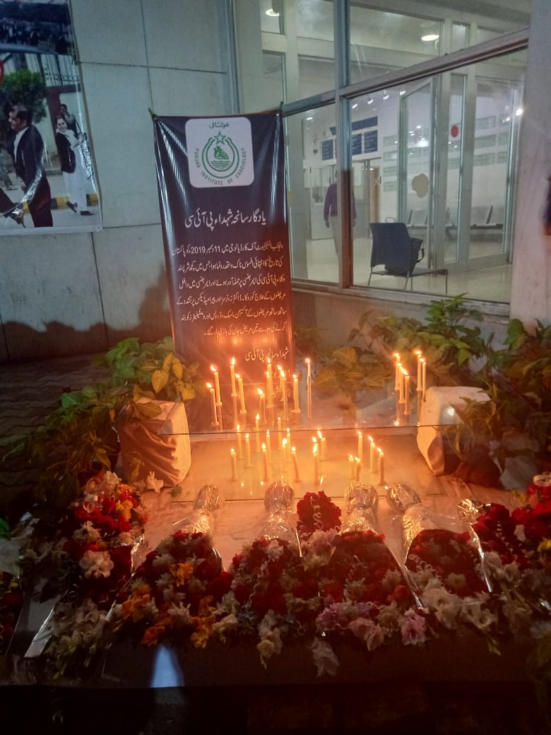 picgovt's tweet photo. Candle vigil for PEACE, HARMONY and SOLIDARITY WITH DECEASED in PIC 11-12 tragedy. 
#savePIC https://t.co/OC314ntceM