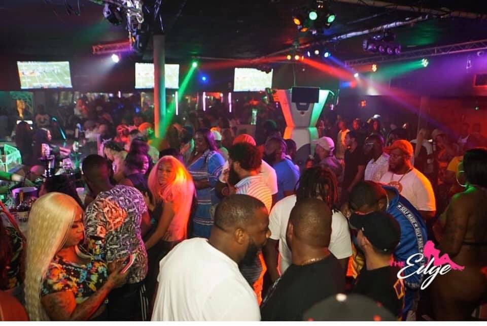 CeoFirstladii's tweet photo. WE ON THE EDGE TONIGHT‼️ LADIES FREE BEFORE 10 https://t.co/F1UUBNLPbt
