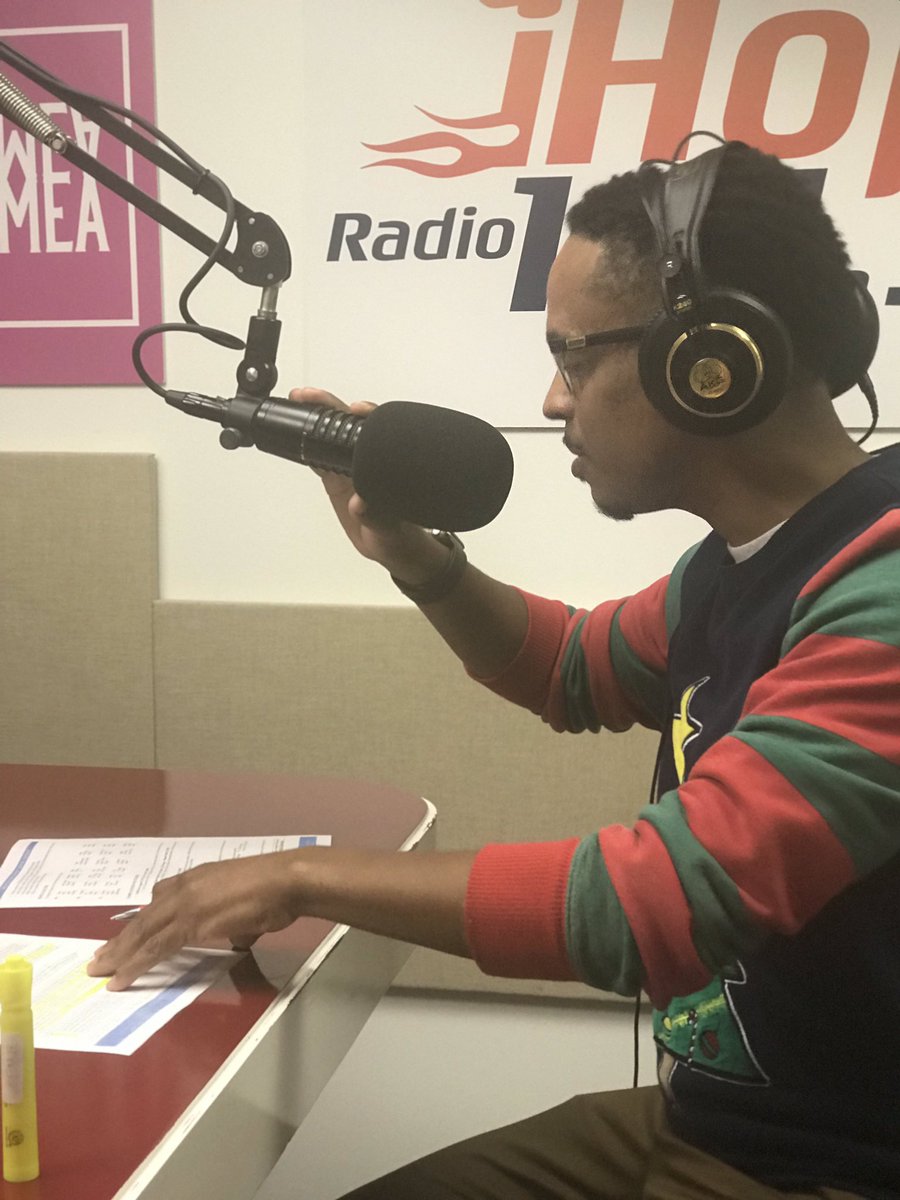 HISD_ATMP's tweet image. “What does it mean to keep it real with our youth?” #HISDEmpowers #AscendingToMen #ATMProject @iEducateYouth2 @brian_veracruz