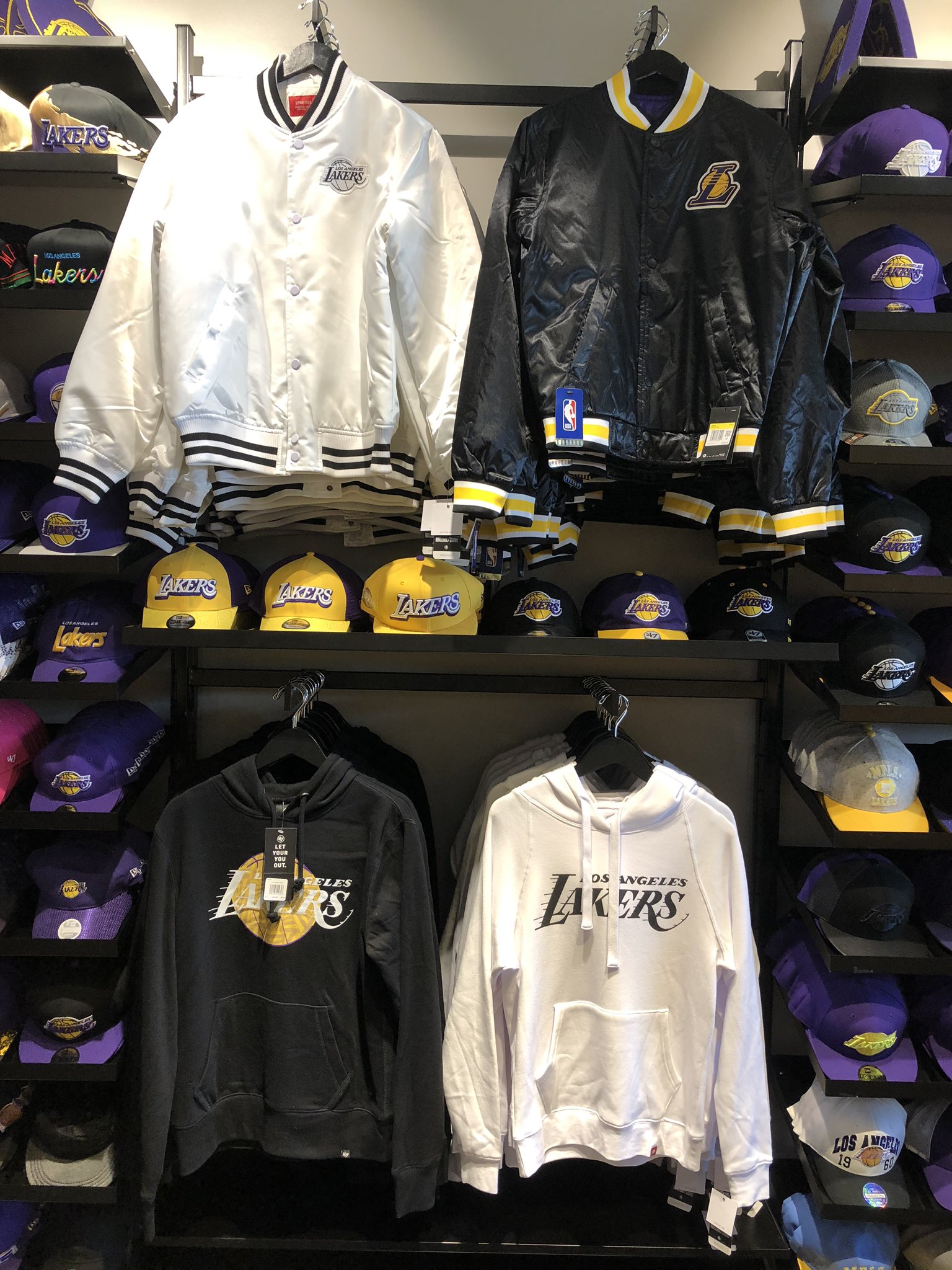 Los Angeles Lakers Accessories in Los Angeles Lakers Team Shop 