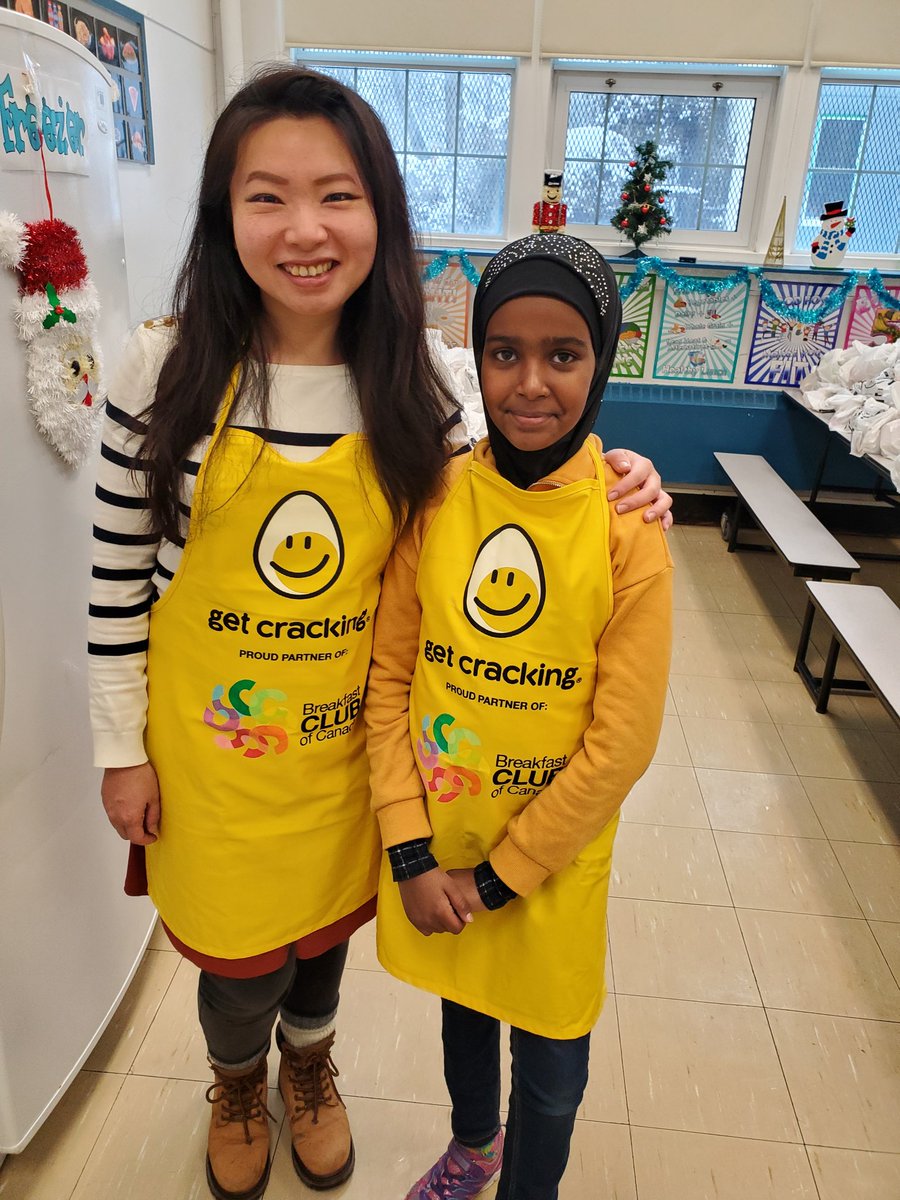 MulveySchoolWSD's tweet photo. Another wonderful week ends at Mulvey with the Breakfast To Go Delivery. Thank you Vice Chair Chen for all your help today! @iJenChen https://t.co/nxzW37AMnM
