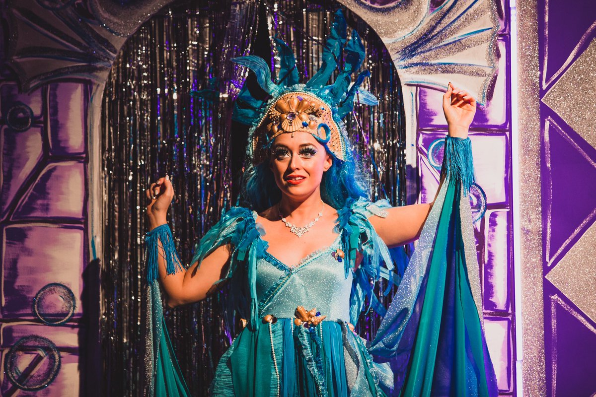 Ely Pantomime tweet media