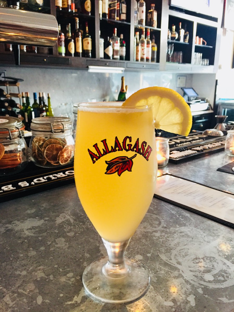 Versailles - Not the Palais in France, Bistro V in the Heart of Greenwich <a href="/Versailles_1980/">Bistro V</a> <a href="/AllagashBrewing/">Allagash Brewing Co</a>!
partywithmoms.com/bistrovgreenwi… #BistroV #Greenwich #eeeeeats #partywithmoms