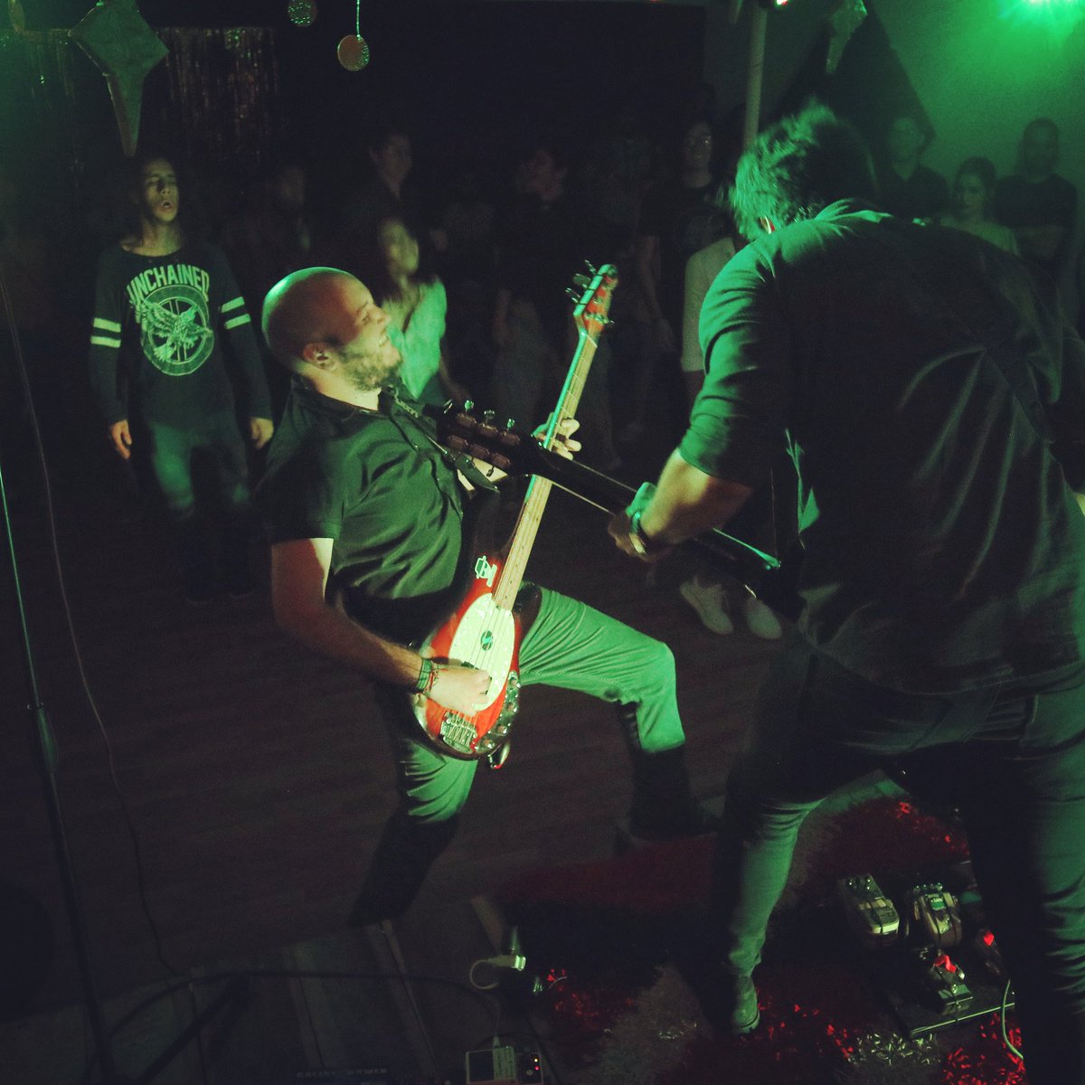 Sin importar lo que haga, nunca podré dejar de hacer música. #MiArte #LongLifeToRock #AbsurdoRock
<a href="/DelAbsurdoRock/">Del Absurdo</a>