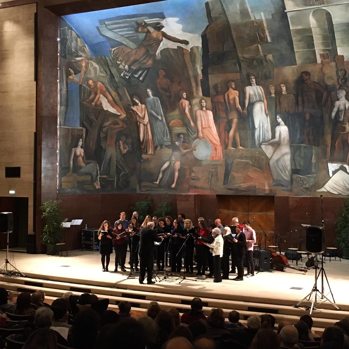 SapienzaRoma's tweet photo. #now: "Natale e danze dal mondo", tradizionale concerto natalizio di MuSa-Musica Sapienza, con in scena il #CoroMuSa, i solisti di #MuSaJazz e l’orchestra #EtnoMuSa (ora, Rettorato) ➡️ https://t.co/GwLBfI3AgX #NataleAllaSapienza https://t.co/nicgXGk2cU