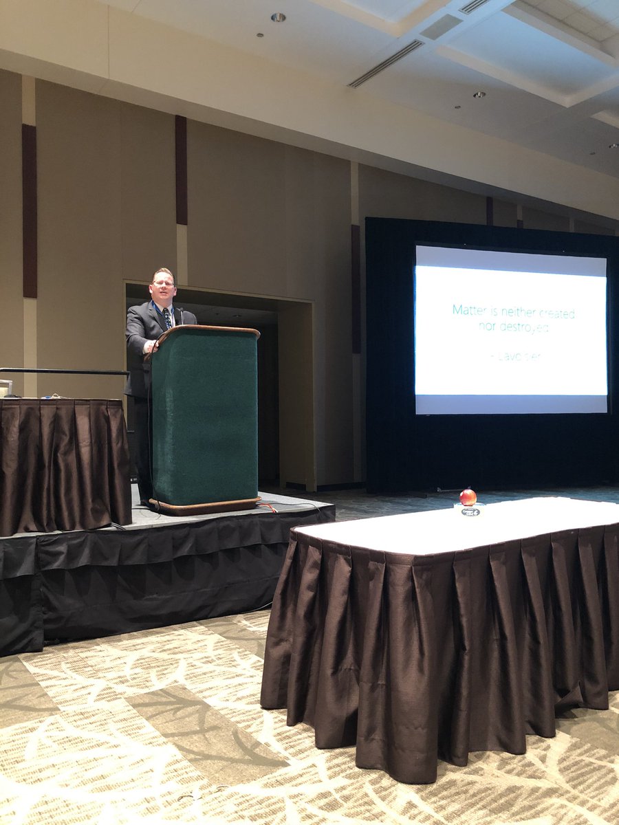 WstaSci's tweet photo. Here’s my challenge to you: integrate. Our Superintendent Chris Reykdal. @NSTA2019 #WSTA https://t.co/WNIGAL0v1K