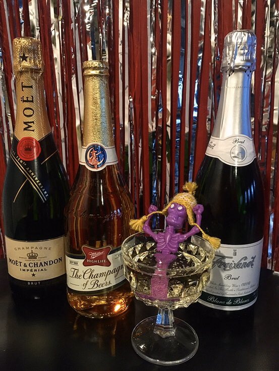 JackieLeesDC's tweet photo. NYE is coming up fast and we’re starting to collect bottles for all you bbs!! Come fancy or as you always are, drink high-end or down n’ dirty... we gotcha covered 🍾
Stay tuned for more deets 🧨 #bythings #acreativedc #dcnye #dcnewyearseve #nyedc https://t.co/gn9nto4qBf