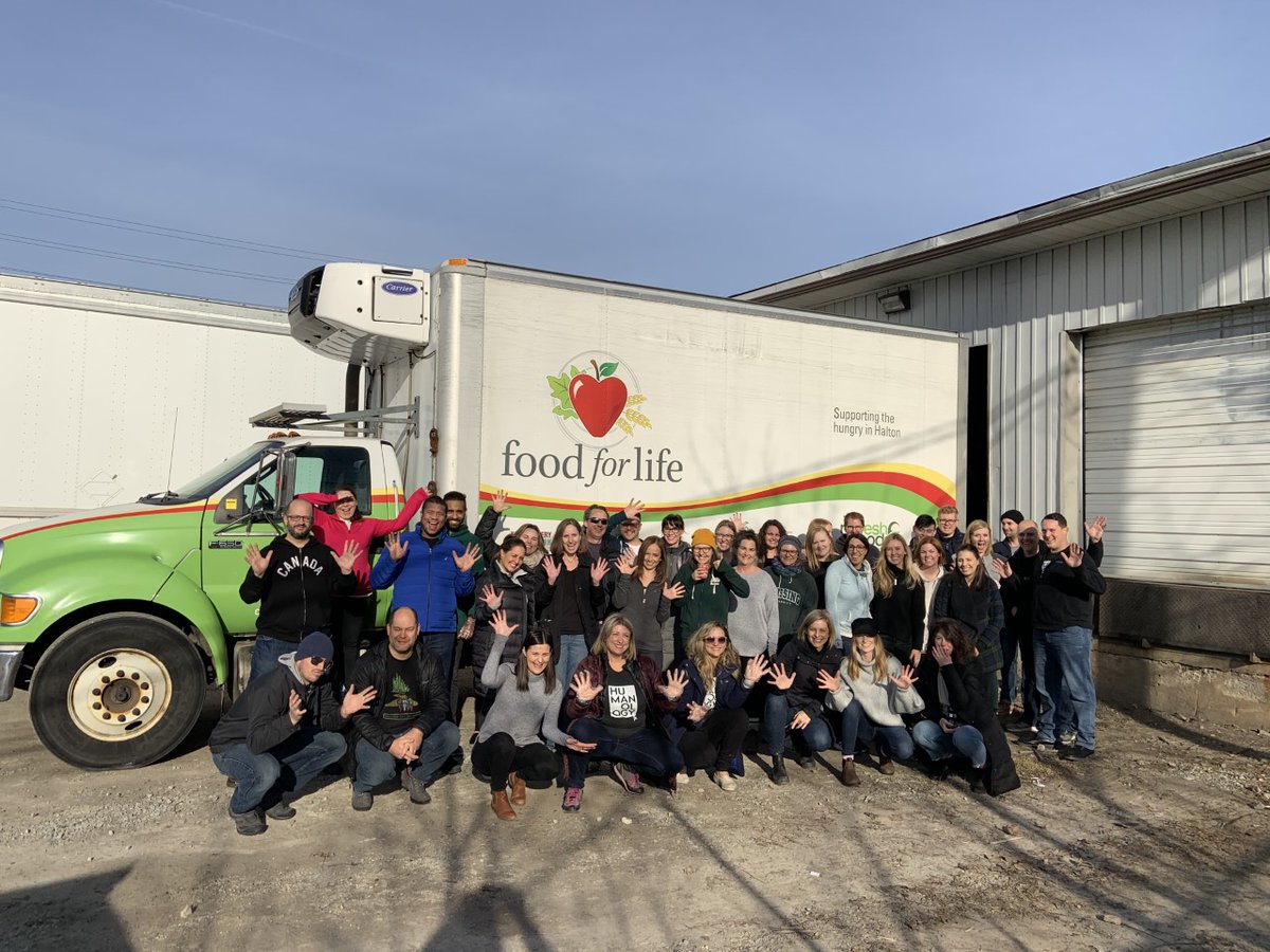 It was a pleasure to have the team from <a href="/Jan_Kelley/">Jan Kelley</a> in to sort and pack 7,000 lbs of food today. It was more than the usual food sort--it was also their holiday party. And they packed up 100 boxes of fresh food for Meals On Wheels, too! #FoodHero #FoodRescueFriday