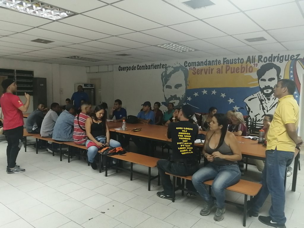 SoldelEsequibo's tweet photo. #SoyComunicadorClap  Reunión anual para la planificación del año 2020 de los Comunicadores Clap #ParaisoActivo en la batalla comunicacional junto a nuestro Presidente @NicolasMaduro VENCEREMOS @YepfriArguello @FreddyBernal @SierraCarlosVEN @nicolasgpsuv @ClapMAC1 @Giscardclap https://t.co/yoi4XisLCF