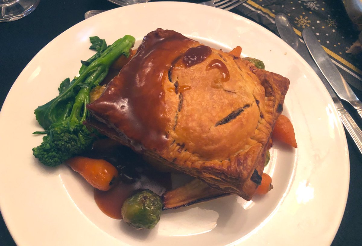 Absolutely delicious lunch <a href="/ParkHotelDiss/">The Park Hotel, Diss</a> and fab service for the <a href="/DissBF/">Diss Business Forum</a> festive do. Three courses of vegan heaven including this delicious mushroom wellington. Thanks <a href="/RosedaleFuneral/">RosedaleFuneralHome</a> for organising x