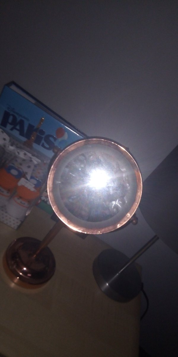 DMctiny's tweet image. Sleeping in the cuziz house gonna be LIT