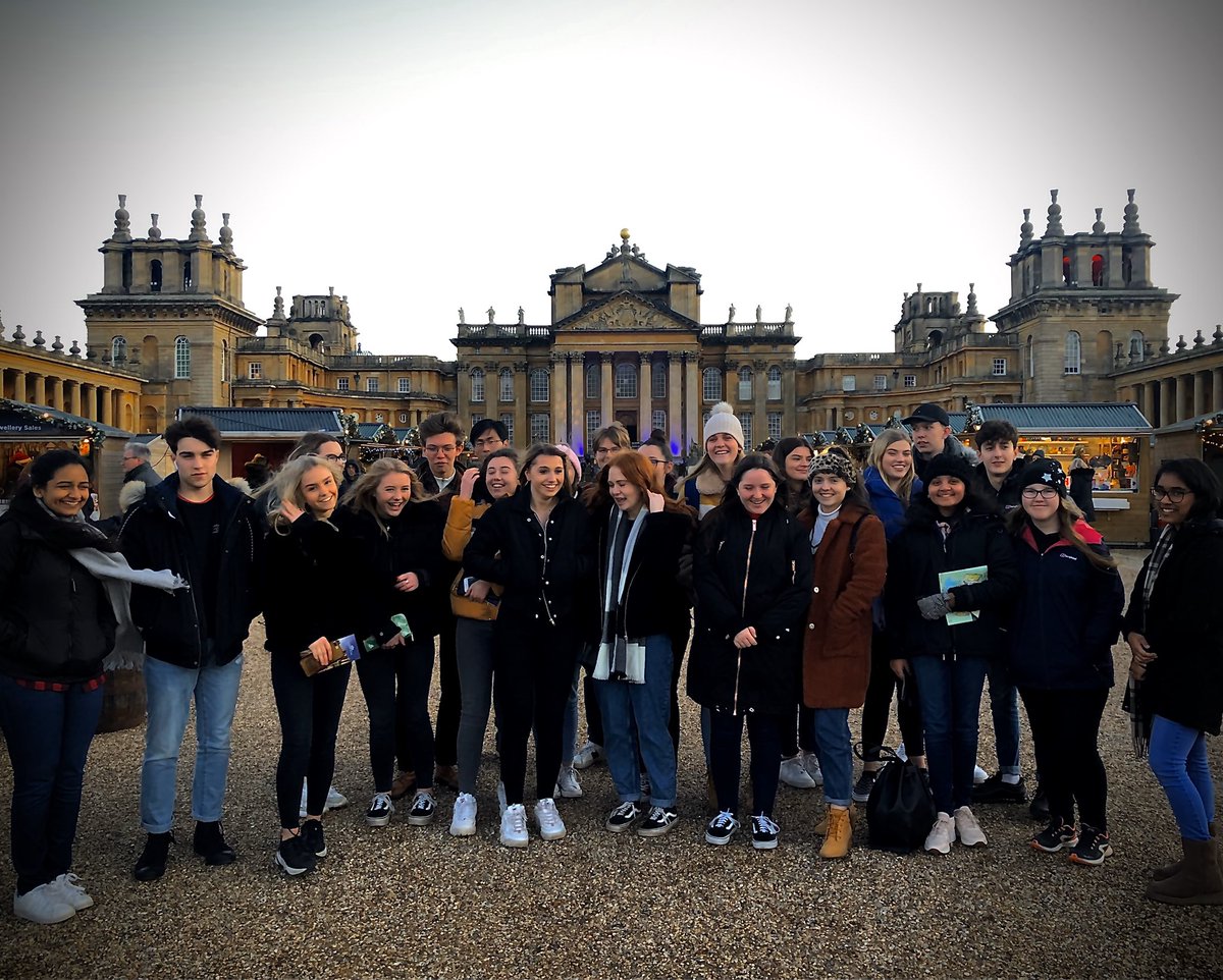 SJCR6thForm tweet media