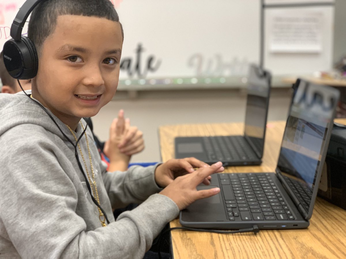 MrsBissereth's tweet photo. #HourofCode2019 for our @VivaZavala mustangs was a success! Check it out #HourOfCode #VivaZavala #AISDGameChanger #AISDProud @AustinISD #AISDInnovates #BLENDify #STEM https://t.co/yif6K1lvgv