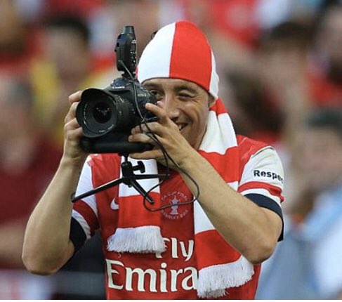 Happy birthday to legend Santi Cazorla 