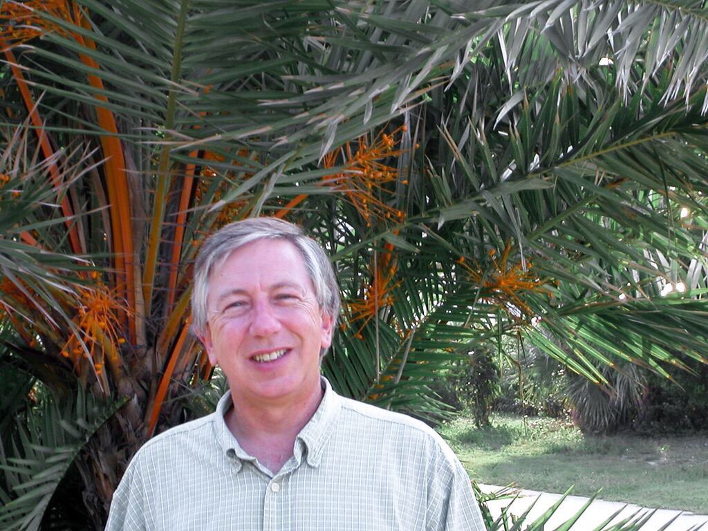 FetchSocial_'s tweet image. #FETCHFRIDAY each week we introduce a member of the Fetch Family!
“Hello I’m Randy Dalrymple and I am from St. Pete Beach, FL. I am one of the software developers for the Fetch app. We each need to find a way to make the world a bit better and to respect all of God's creatures.”