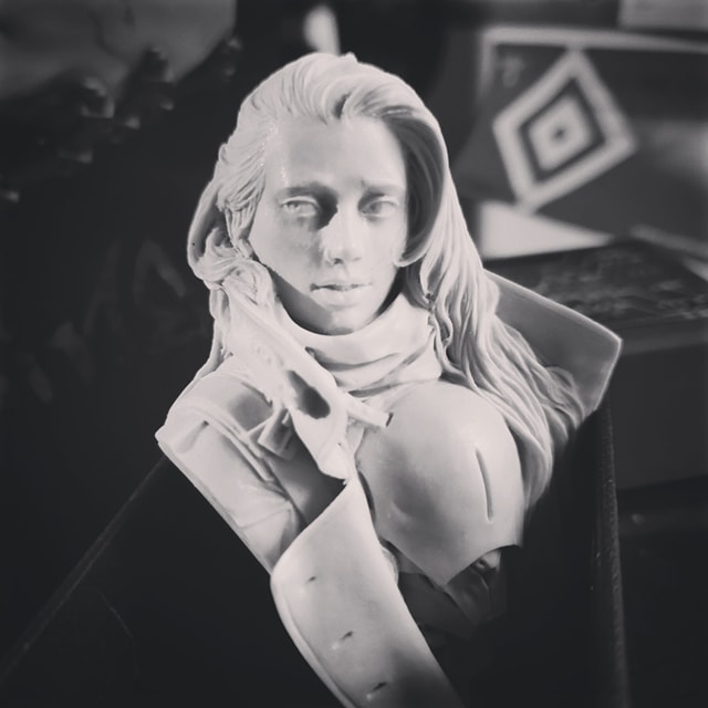 SagaSoulmates's tweet photo. Très heureuse de vous présenter la petite dernière, qui rejoint la famille Soulmates 👪❤️📚 

Une figurine superbement réalisée par Pedro Fernández Ramos, et qui sera peinte prochainement par le talentueux Guillaume Habans !

J'ai hâte de vous faire découvrir le tome 3 ! 🙏 https://t.co/EKkAILWLtI