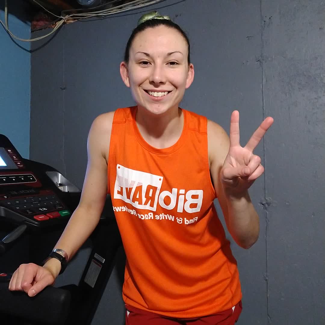 runnerantics's tweet image. Ran the last 2 miles of the Amerithon Challenge I was doing with my mom tonight ❤️😭 But you know what they say, when one challenge ends another begins! 😜 On Jan 1 I'll be doing the @465Challenge !! If you want to join me, get 10% off using the code BIBRAVE
#bibchat #465BR