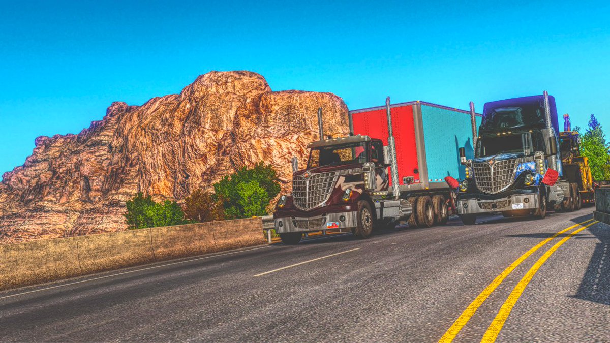 LGtrashYT's tweet photo. I've finally got the chance to drive around in Utah with the Lonestar! I've actually been to Utah in real life and i'm surprised how realistic it is. Very proud of @SCSsoftware with the game so far and @TruckersMP. Thanks to @BloxWheels for buying me Utah! #ATS #UtahDLC https://t.co/l44W0YgDNP
