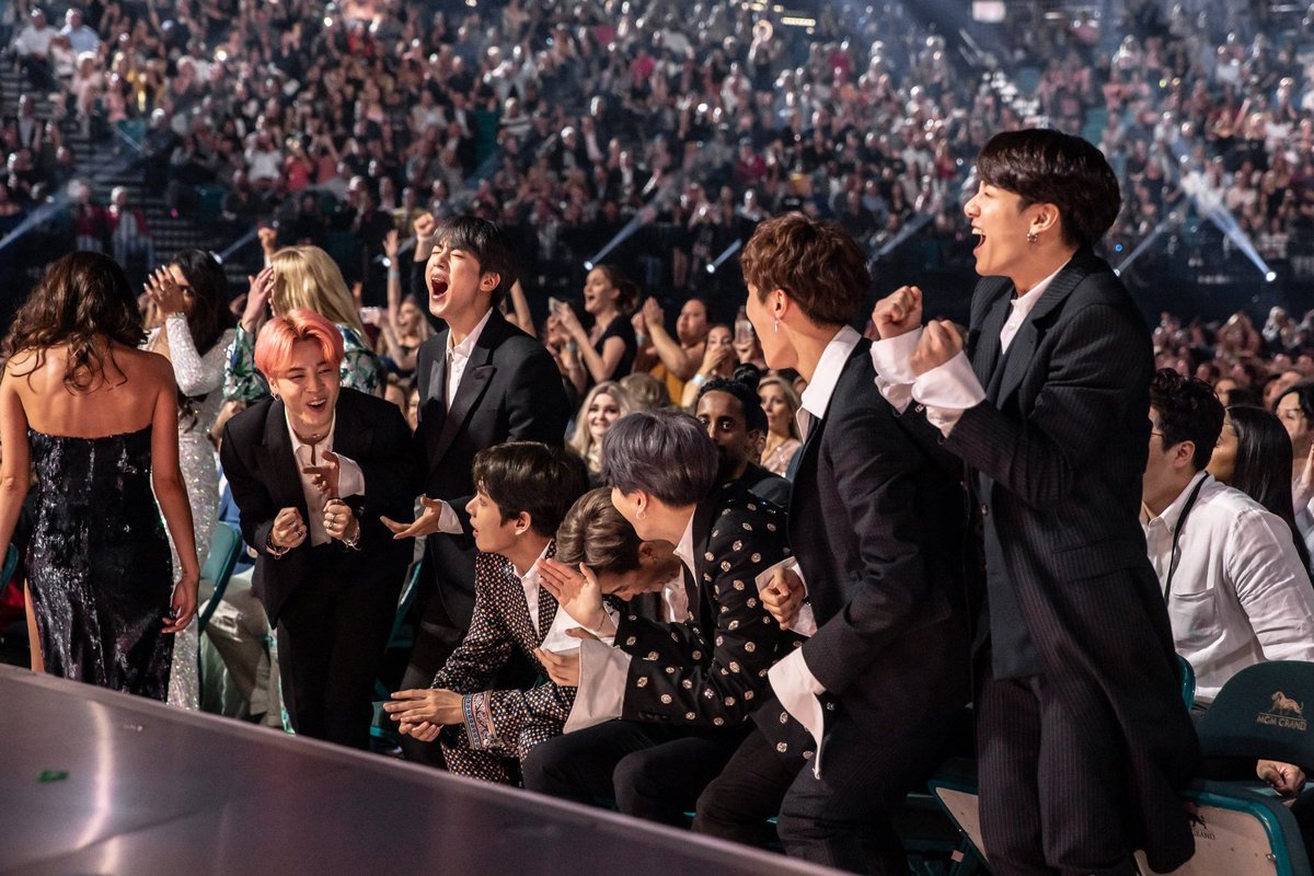 vigssi's tweet photo. They deserve everything🥰
#BTSwins10s @BTS_twt https://t.co/rBNRIZDi4a
