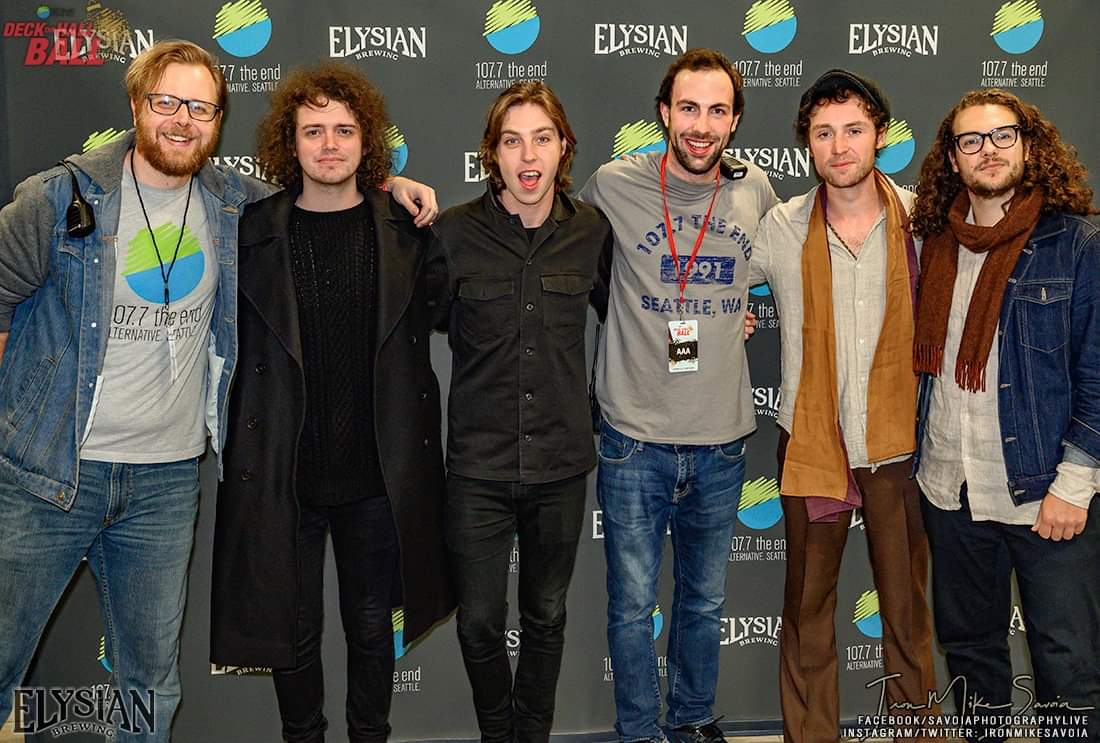 catbspanishinfo's tweet photo. Meet &amp; Greet: Deck the Hall Ball, Seattle | 10.12.2019 #DTHB [3/3]

📷: ©107.7 The End https://t.co/F0BILHFpS5