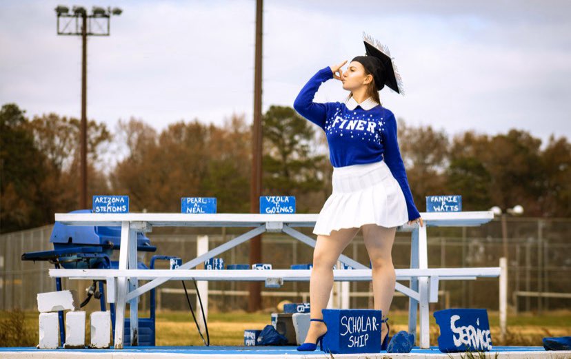 storyabouthanna's tweet photo. - Office of Campus Life
- Zeta Phi Beta Sorority, Inc. @umes_zetas (President, Treasurer, and Secretary) 
- B.S in Human Ecology with a Concentration in Child Development 
- Full-time job secured and been working at BEFORE graduation 
#UMES #HBCUGrad https://t.co/08UegL8tOK