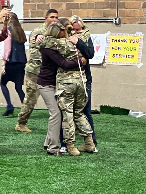 swbrindle's tweet photo. What a privilege to escort the 102nd Calvary home to Westfield after a year’s deployment to Jordan and Somalia! Couldn’t be prouder of our community for showing up to welcome them home!🇺🇸@TownOfWestfield #showemtheway #SupportOurTroops https://t.co/liRZ3LNy3F
