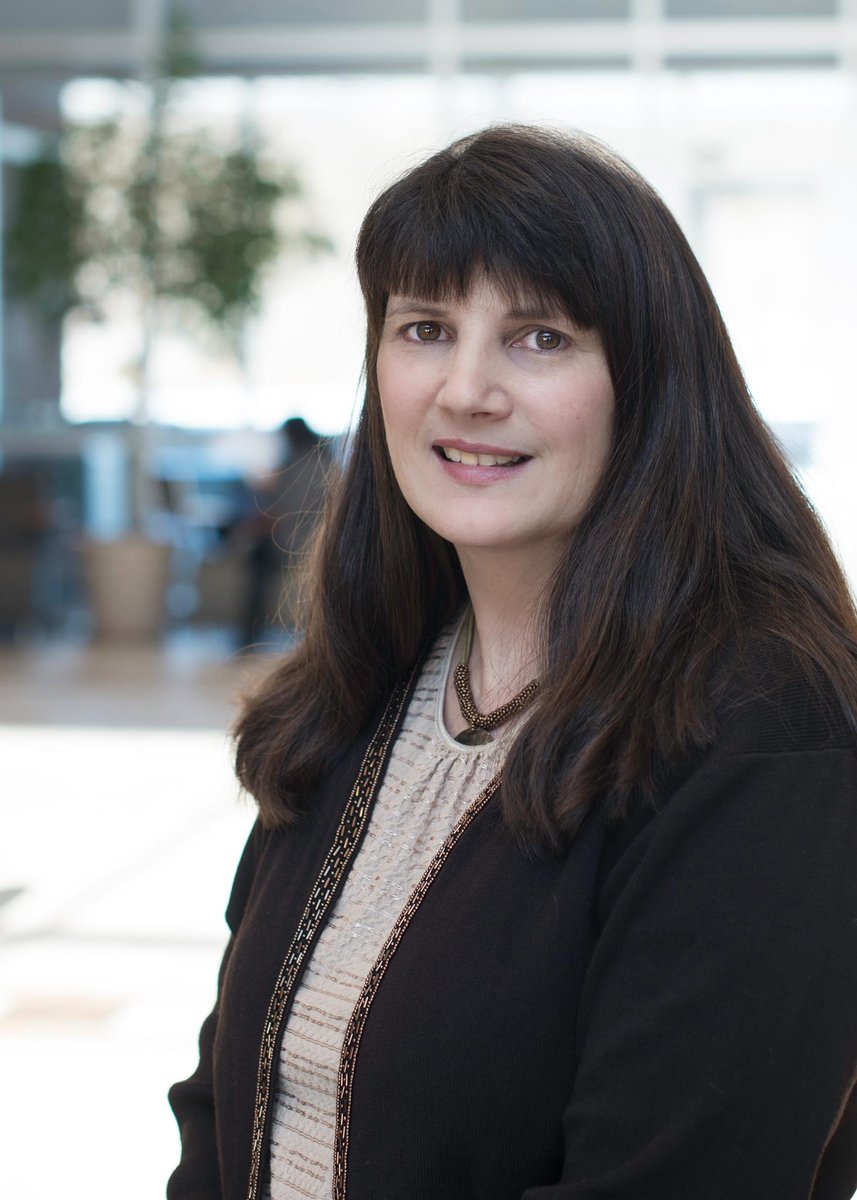 azengineering's tweet photo. #ENGRCats😺 alumna Alison Bonner was promoted to asst teaching professor of math at @PSULehighValley. Where will your #azengineering degree take you?
>> https://t.co/XxVan8z4mh https://t.co/wPFTaH6rdA