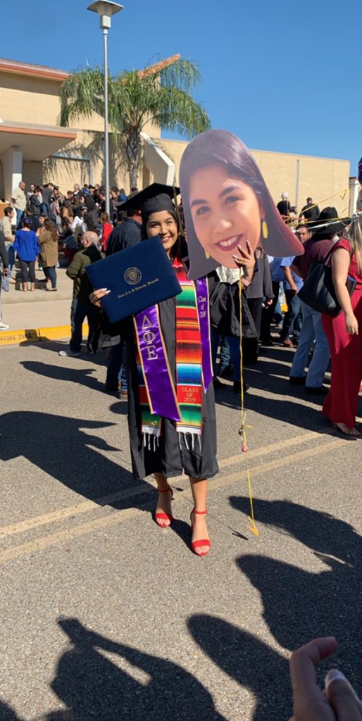 Extremely proud sister of a 2019 TAMUK graduate 🥳🥳 biggest flex of 2019? You did THAT! Ily and I’m super proud of all your hard work sister 🥳💗💗💗 #proudbigsis#finallydone