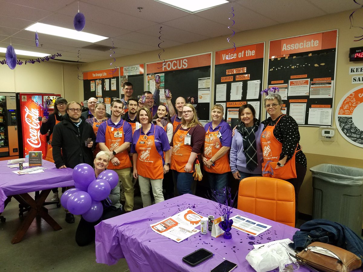 lillypad166's tweet photo. #MWDIDDEC2019 Showing our Purple passion for Diversity celebration disability awareness @jody_delicato @spustelak @JoshuaStoneHD @wasme9 @tailer_turner @Christi76135872 @charlene_higgs @HOwensboro https://t.co/t2fgzq3Tsk