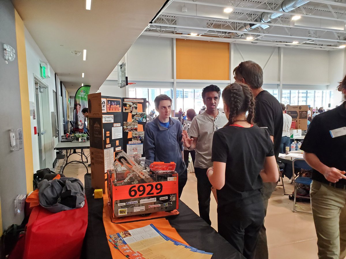 Data Force tweet media