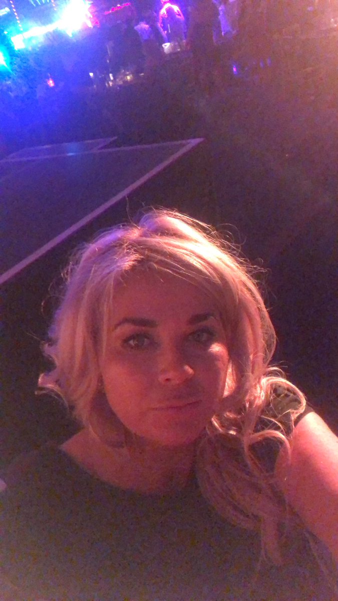 wow_eyebrows's tweet photo. #necxmasparty #necxmas2019
#oldskooltunzplease https://t.co/MUJMreT64N