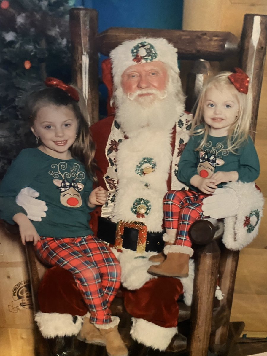 These sweet girls with Santa!!!! There was no crying involved!!! #SantaPictures #MerryCHRISTmas #AshlynAndAva